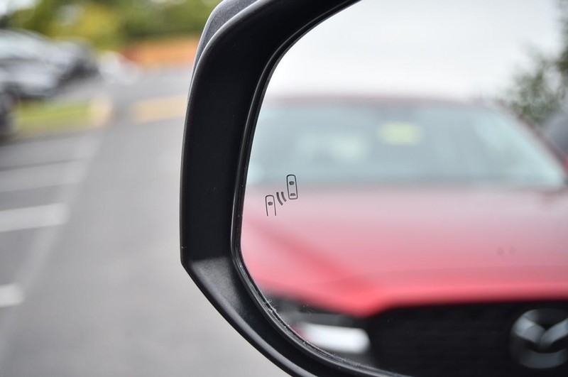 Toyota RAV4 Vehicle Image 10