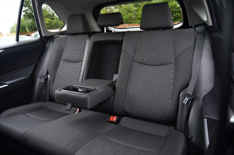 Toyota RAV4 Vehicle Image 21