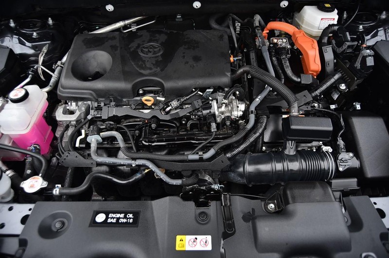 Toyota RAV4 Vehicle Image 25