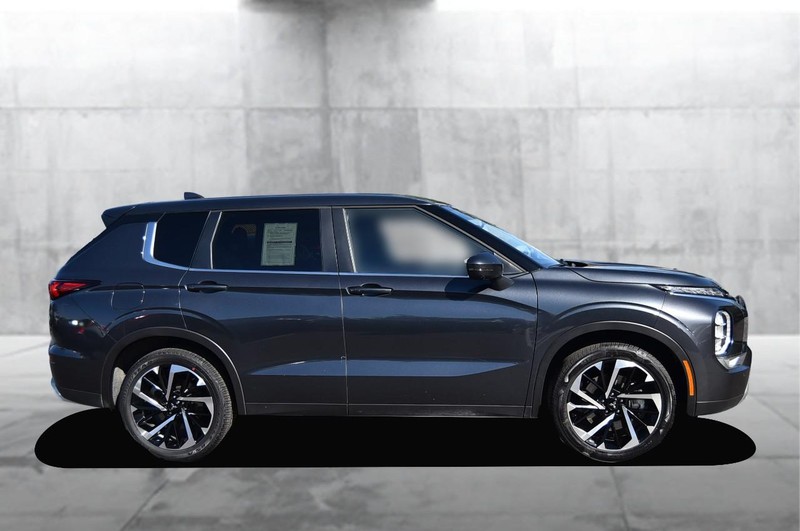 Mitsubishi Outlander Vehicle Image 05