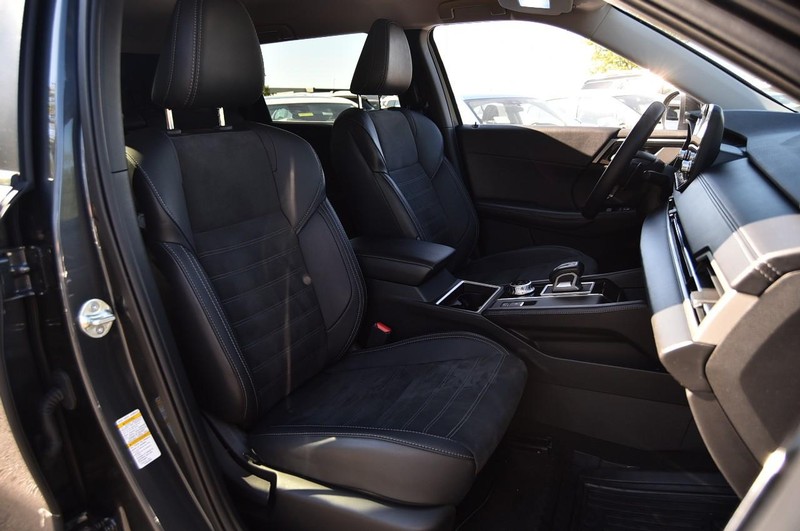 Mitsubishi Outlander Vehicle Image 23