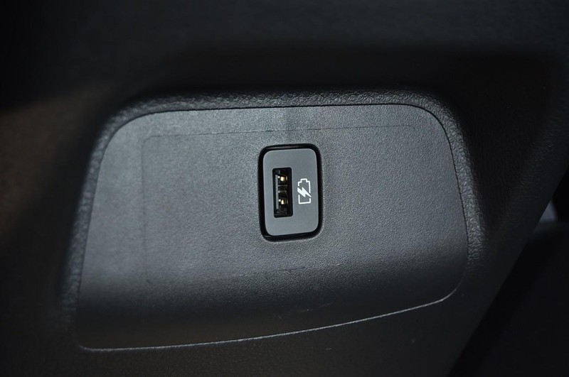 Nissan Sentra Vehicle Image 22