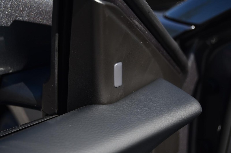 Nissan Sentra Vehicle Image 10