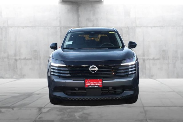 Nissan Kicks Vehicle Image 04