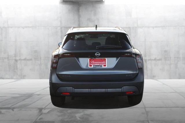 Nissan Kicks Vehicle Image 06