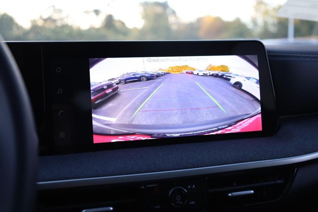 Nissan Kicks Vehicle Image 14