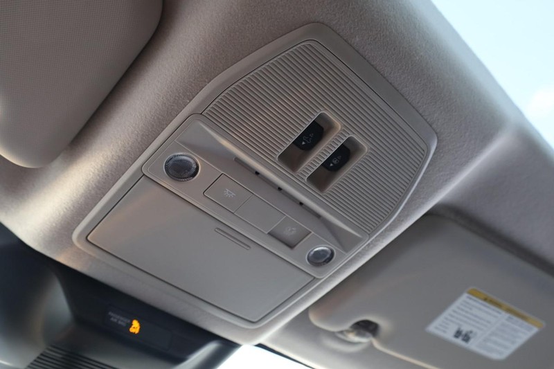 Nissan Kicks Vehicle Image 19