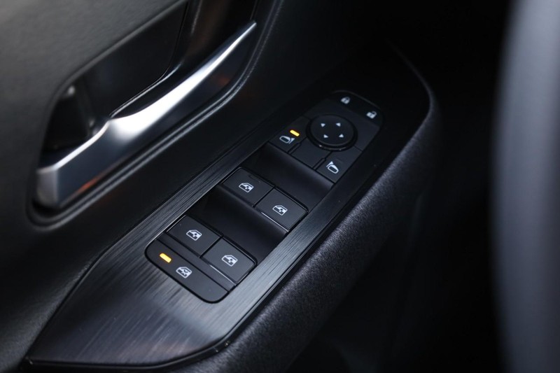 Nissan Kicks Vehicle Image 20