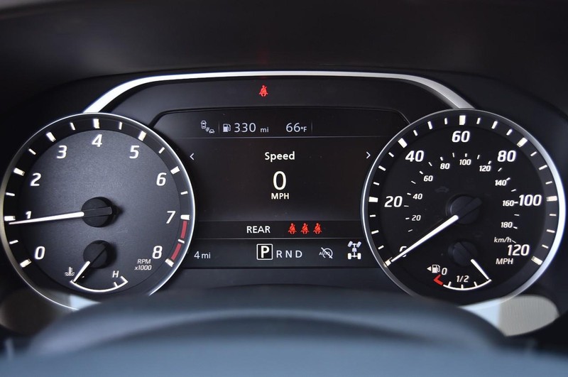 Nissan Frontier Vehicle Image 13