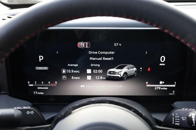 Nissan Kicks Vehicle Image 12