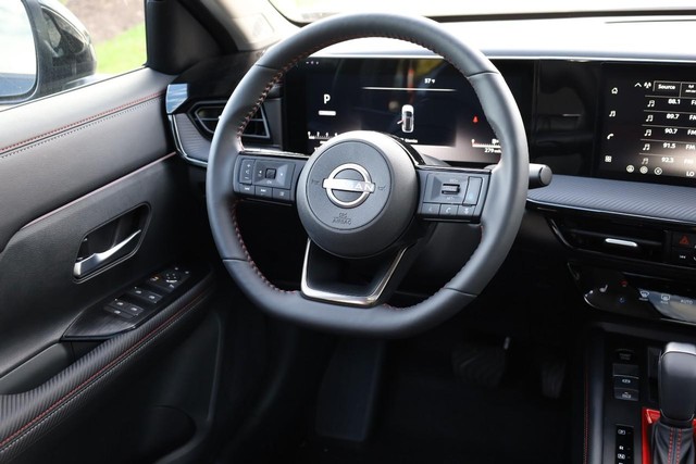 Nissan Kicks Vehicle Image 26