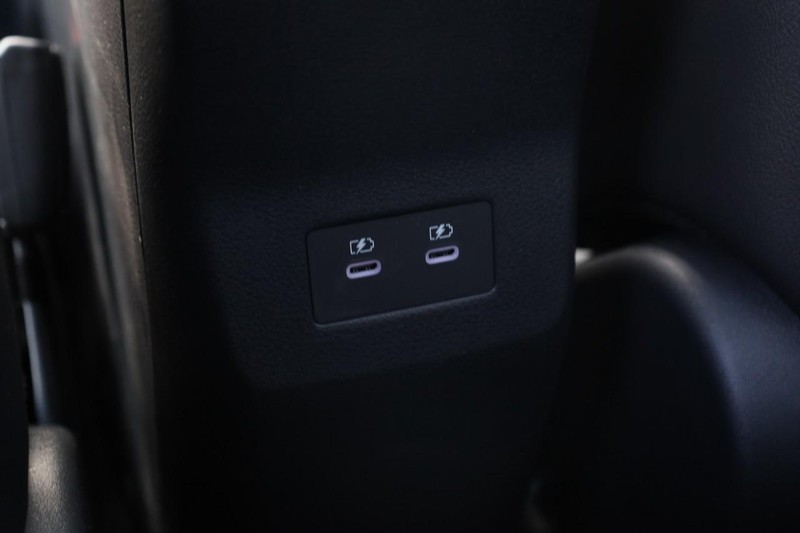 Nissan Kicks Vehicle Image 24