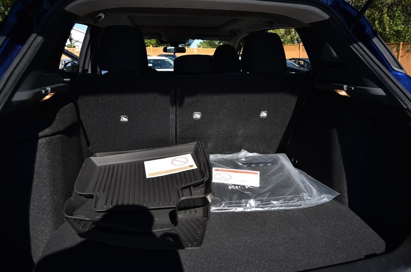 Nissan Kicks Vehicle Full-screen Gallery Image 23