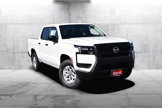 Nissan Frontier Vehicle Image 02