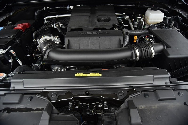 Nissan Frontier Vehicle Full-screen Gallery Image 25