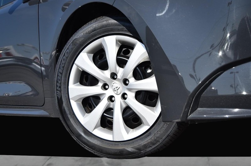 Toyota Corolla Vehicle Image 03