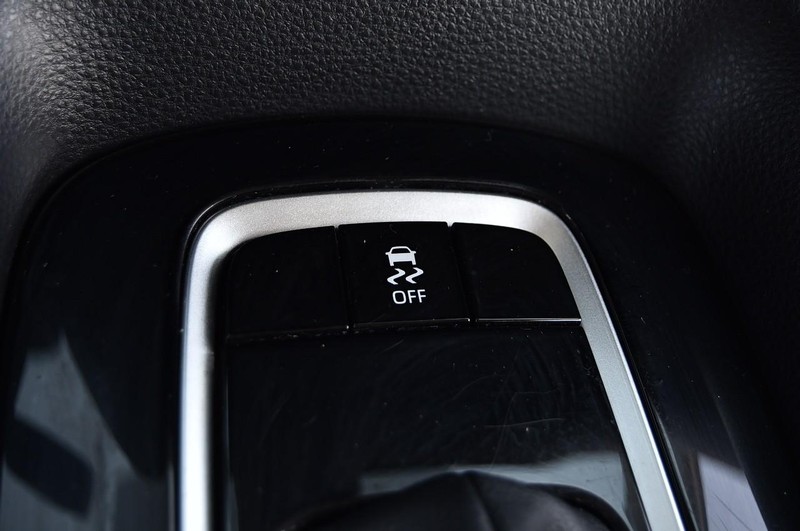 Toyota Corolla Vehicle Image 15