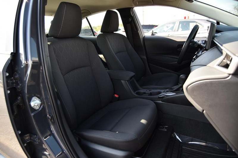 Toyota Corolla Vehicle Image 18