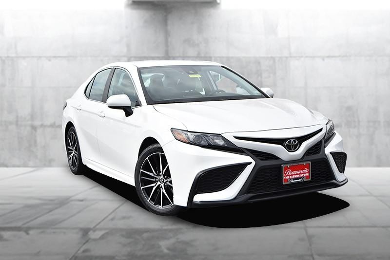 Toyota Camry Vehicle Image 02