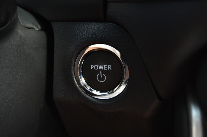 Toyota RAV4 Vehicle Image 17