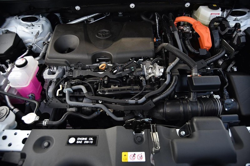 Toyota RAV4 Vehicle Image 25