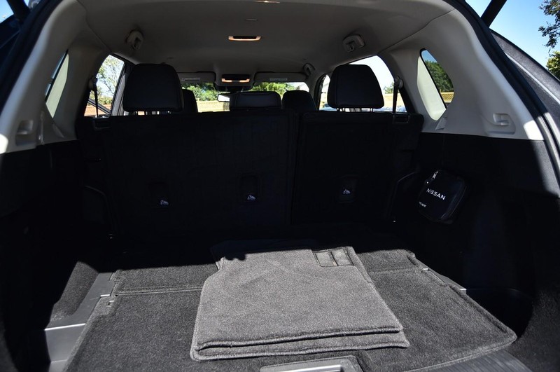 Nissan Rogue Vehicle Image 26