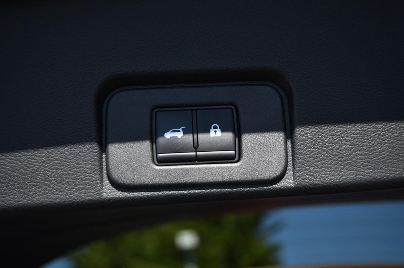 Nissan Rogue Vehicle Image 26