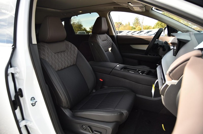 Nissan Murano Vehicle Image 26