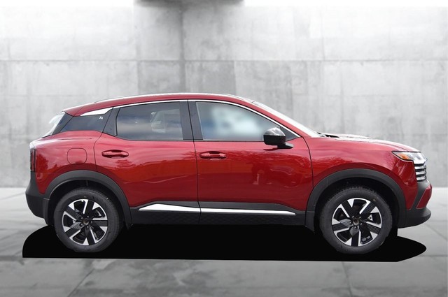 Nissan Kicks Vehicle Image 05