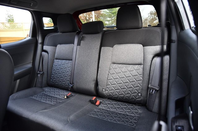 Nissan Kicks Vehicle Image 23