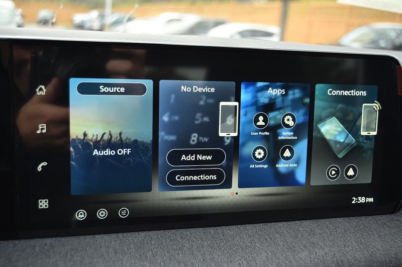 Nissan Kicks Vehicle Image 13