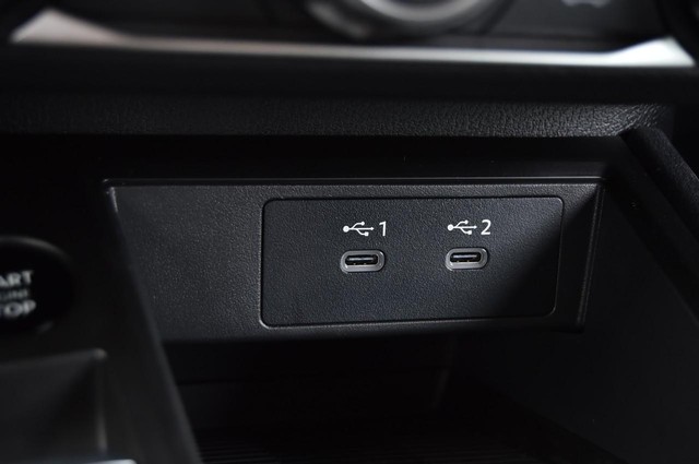 Nissan Kicks Vehicle Image 17