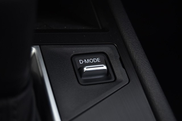 Nissan Kicks Vehicle Image 19