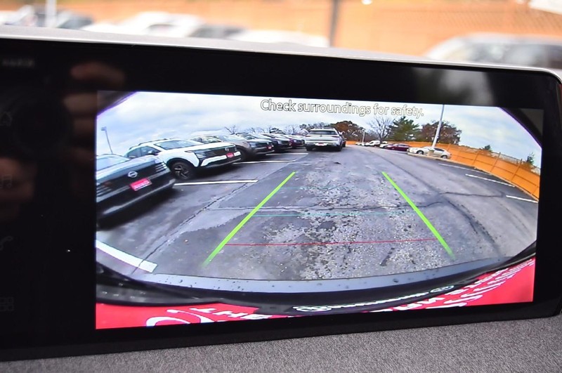 Nissan Kicks Vehicle Image 13