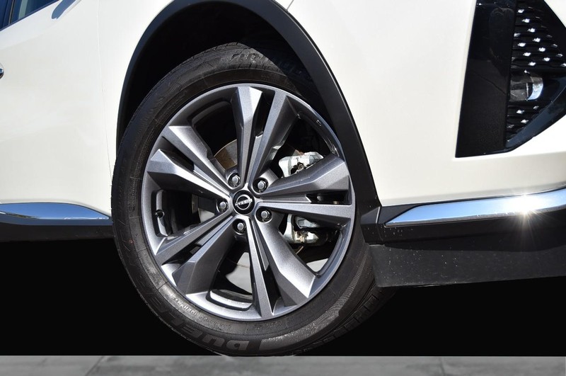 Nissan Murano Vehicle Image 03