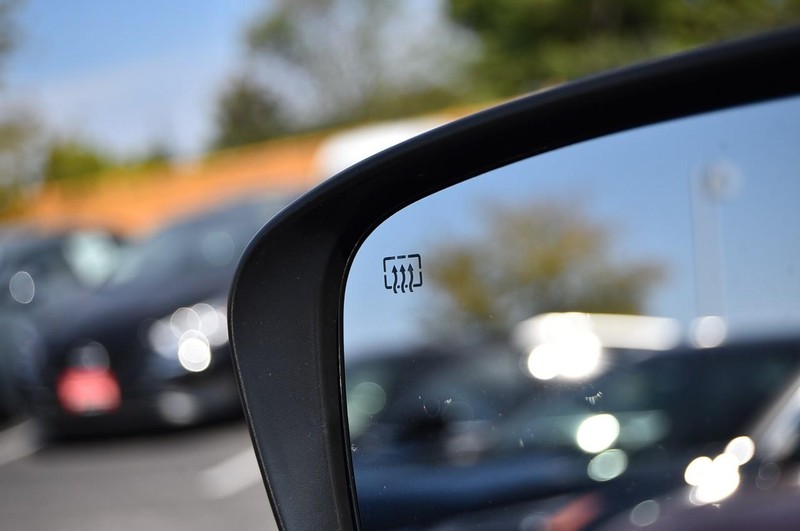 Nissan Murano Vehicle Image 12