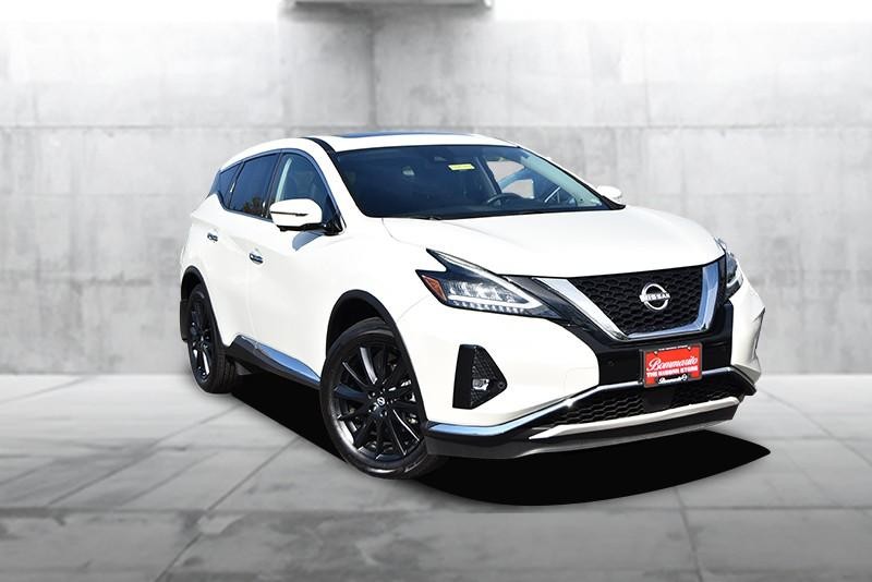 Nissan Murano Vehicle Image 02