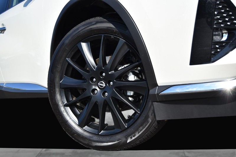 Nissan Murano Vehicle Image 03