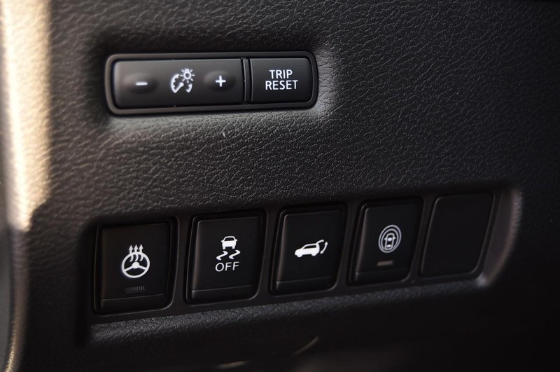 Nissan Murano Vehicle Image 13