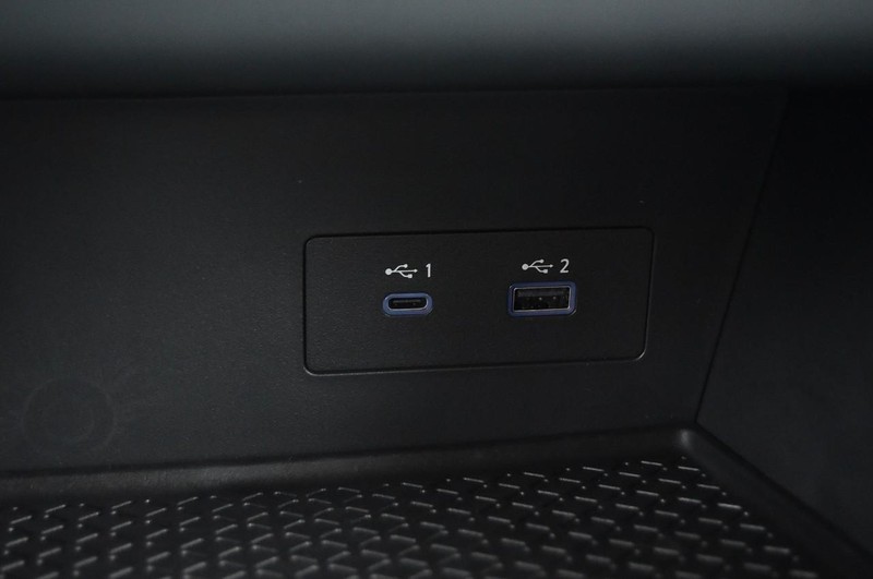 Nissan Pathfinder Vehicle Image 17