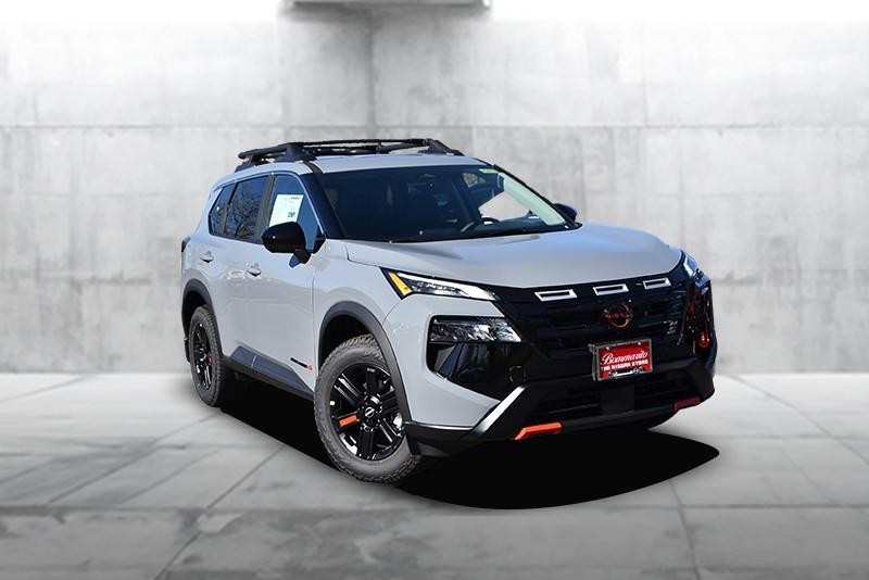 Nissan Rogue Vehicle Image 02