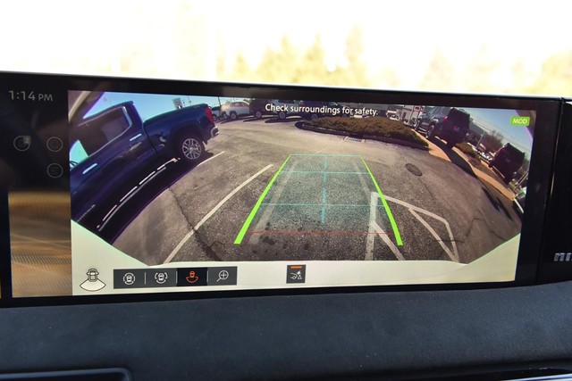 Nissan Armada Vehicle Image 17