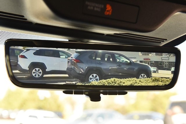 Nissan Armada Vehicle Image 20