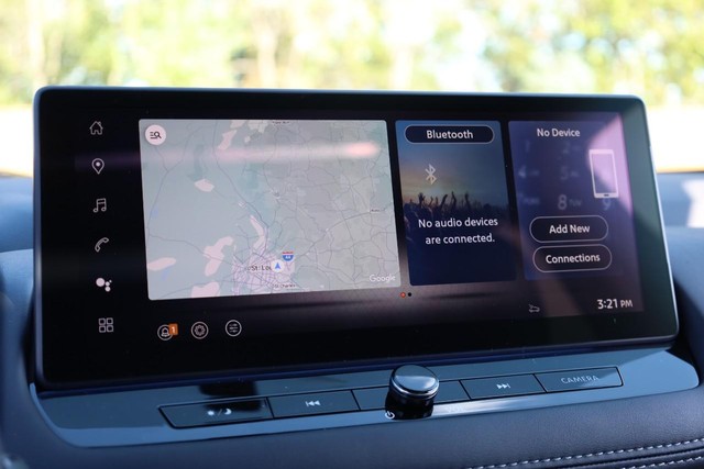 Nissan Rogue Vehicle Image 13