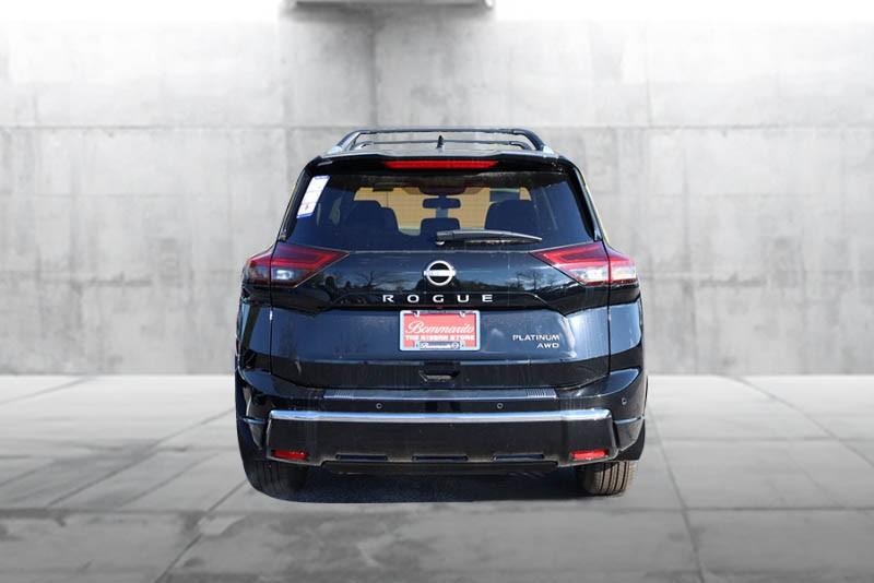 Nissan Rogue Vehicle Image 06