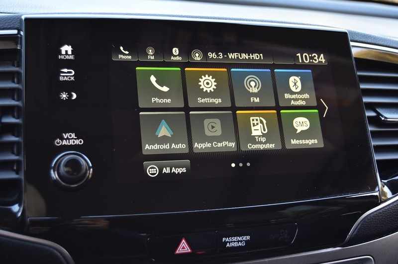Honda Pilot Vehicle Full-screen Gallery Image 17