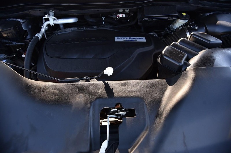 Honda Pilot Vehicle Full-screen Gallery Image 32