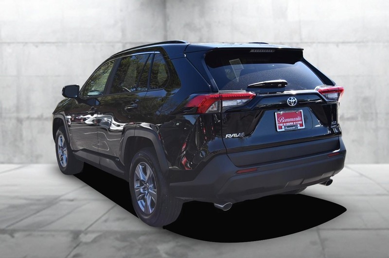 Toyota RAV4 Vehicle Image 07