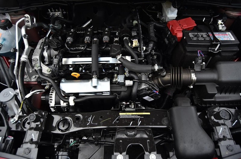 Nissan Versa Vehicle Full-screen Gallery Image 23