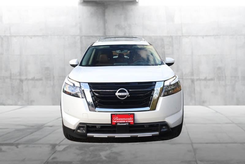 Nissan Pathfinder Vehicle Image 04